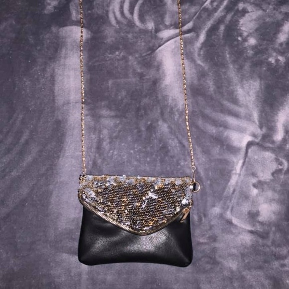 Purse - Picture 4 of 4